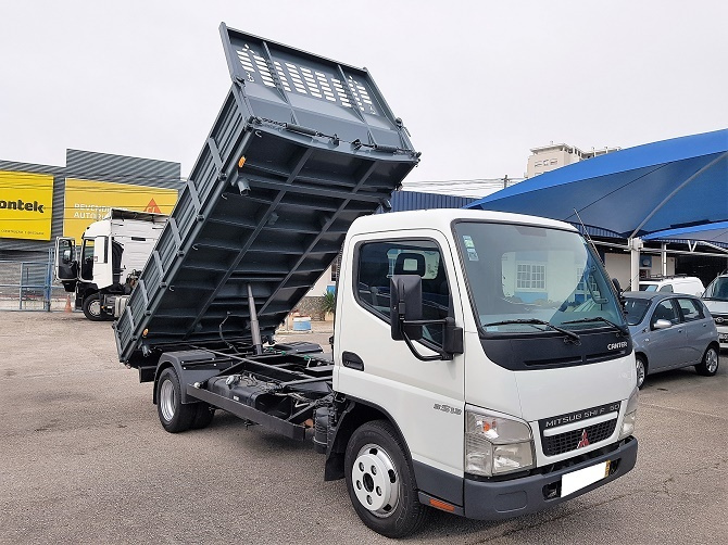 Mitsubishi Canter Fuso S13 ( 5500 Kgs PB )RESERVADO - Stand Auto Gois,  Comercio de Automoveis, Lda