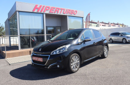 Peugeot 208 1.2 Stayle