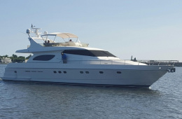 Ferretti Craft 72 